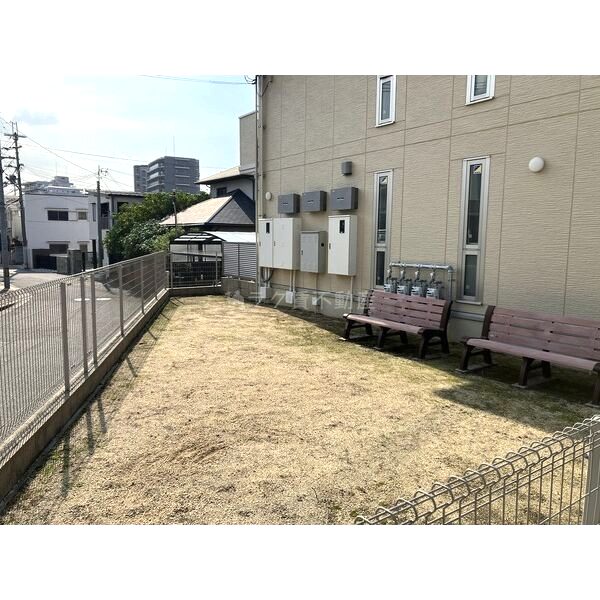 プルミエジュール上野芝の外観8枚目