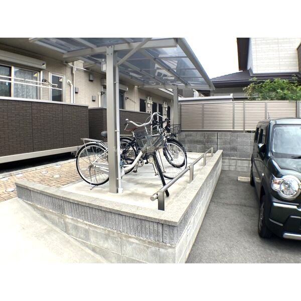 パークサイド歌敷山の外観2枚目