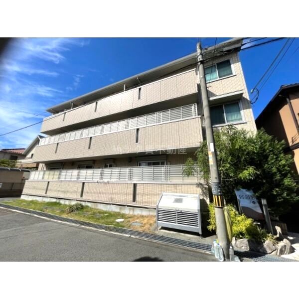 ぺルルIIの外観6枚目