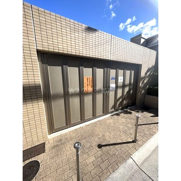 ローレルコート芦屋の外観2枚目