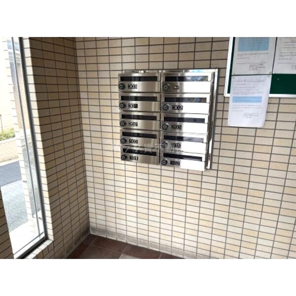 グランソレーユの外観3枚目