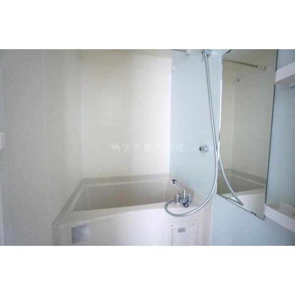 ミラージュパレス難波クルヴァの室内写真3枚目