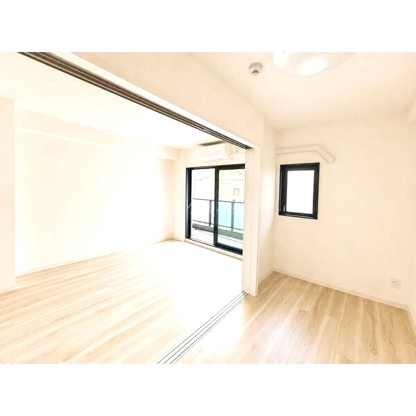 MAISON PREMIER UMEDA NORTHの室内写真33枚目