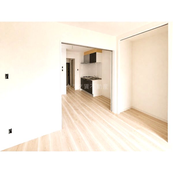 MAISON PREMIER UMEDA NORTHの室内写真4枚目