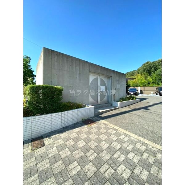 PHOENIX緑地公園(旧:レジディア緑地公園)の外観9枚目