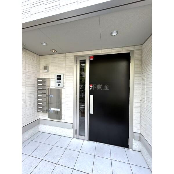 グレイスコート神戸山本通の外観2枚目