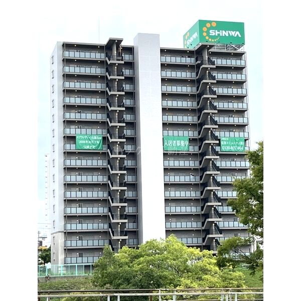 スプランディッド大阪EASTの外観10枚目