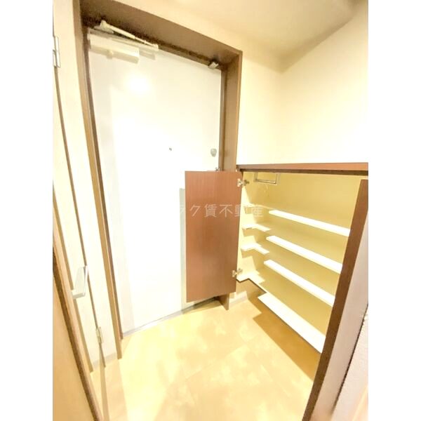 PHOENIX難波EASTの室内写真11枚目