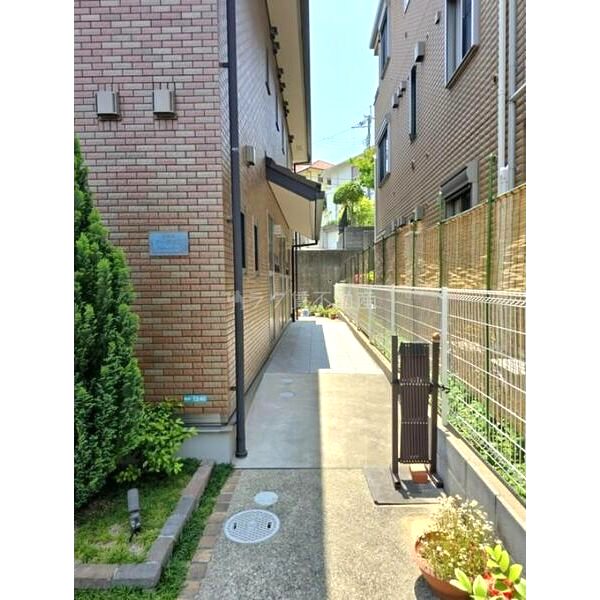 苦楽園オークスIIの外観2枚目