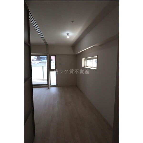 OPUS RESIDENCE SHINSAIBASHI SOUTHの室内写真26枚目