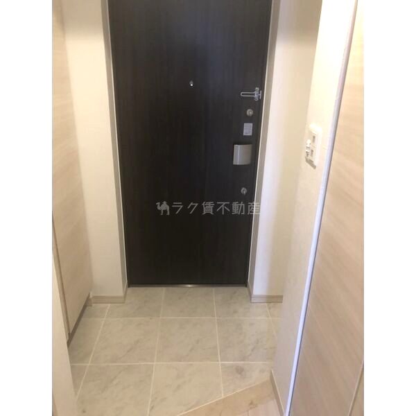 グランカーサ難波元町の室内写真13枚目