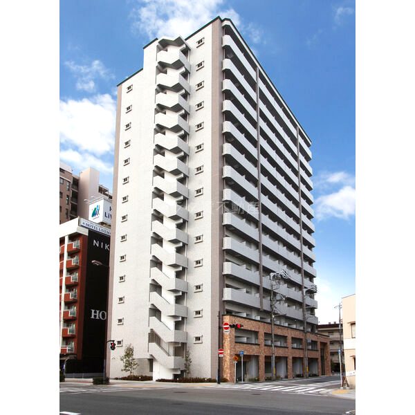 スプランディッド難波