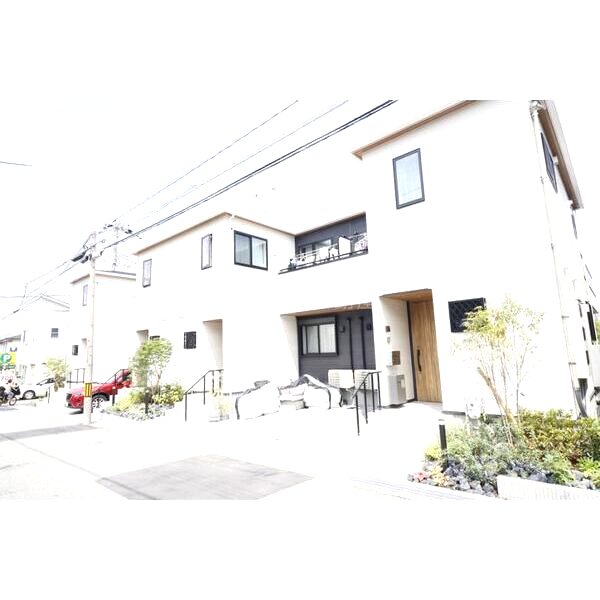 ガーデンテラス逆瀬川