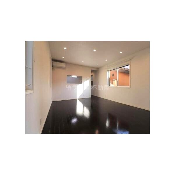 Casa dell’Albero-kaneko-釜座邸の室内写真1枚目