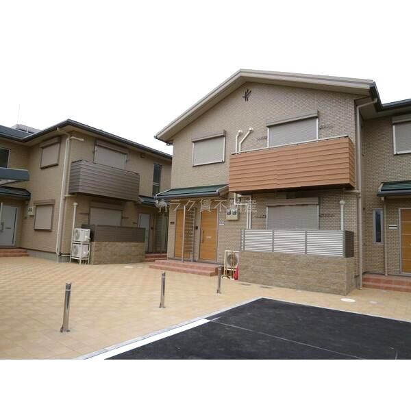 グランディール山手 B