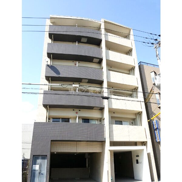 ウィステリア西梅田の外観2枚目