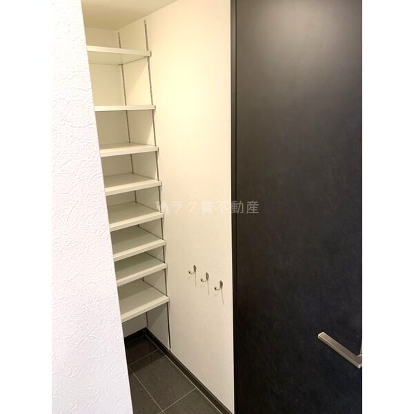 エステムコート大阪新町の室内写真9枚目