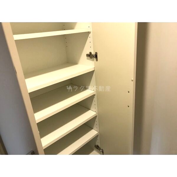 コンフォリア江坂広芝町の室内写真16枚目