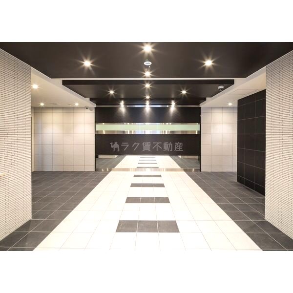 エステムコート三宮駅前IIIマジェスティの外観3枚目