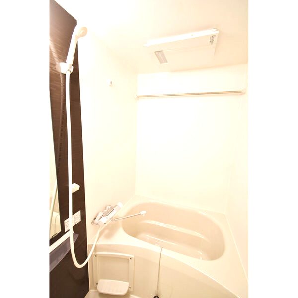 SERENiTE本町refletの室内写真31枚目