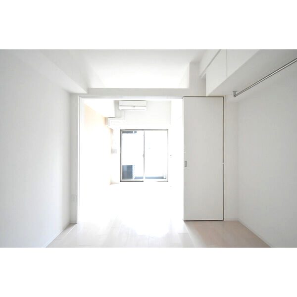 SERENiTE本町refletの室内写真14枚目