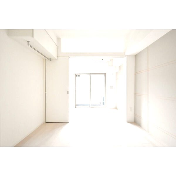 SERENiTE本町refletの室内写真6枚目